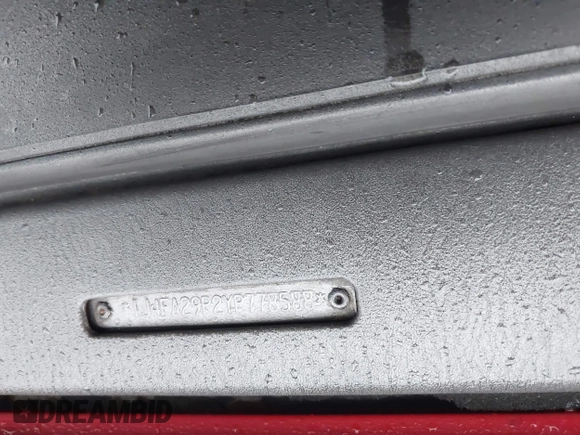 2000 Jeep Wrangler SE с VIN 1J4FA29P2YP778588, выставлен на аукционе IAAI как лот 41407892 с пробегом 126 372 миль миль и . История ставок и продаж доступна на DreamBid. Изображение 9.
