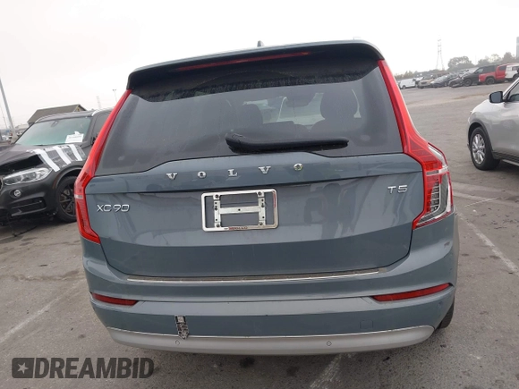 2022 Volvo XC90 Momentum with VIN YV4102CKXN1833414, listed as a IAAI auction lot 41167764 with 30,566 mi miles and . Bid and sale history available at DreamBid. Image 16.