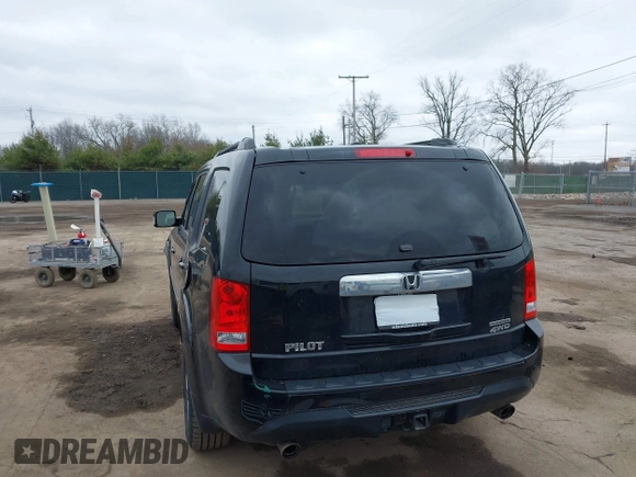 2013 Honda Pilot Touring z VIN 5FNYF4H92DB026943, wystawiony jako IAAI lot #41844735 z przebiegiem 196 406 mil mil oraz . Historia ofert i sprzedaży dostępna na DreamBid. Obrazek 3.