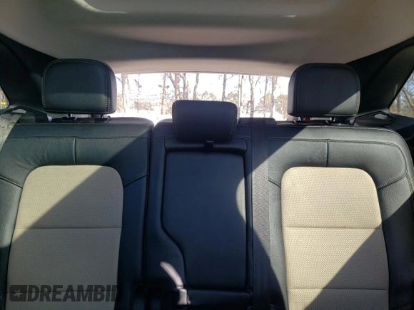 2021 Ford Escape Titanium Hybrid z VIN 1FMCU0DZ3MUA40397, wystawiony jako Copart lot #46353745 z przebiegiem 32 167 mil mil oraz Szkody całkowita. Historia ofert i sprzedaży dostępna na DreamBid. Obrazek 10.