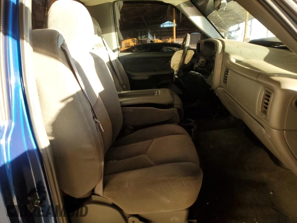 2003 Chevrolet Silverado 1500 LS with VIN 1GCEK14T03Z215548, listed as a Copart auction lot 85168284 with 139,787 mi miles and Salvage Title. Bid and sale history available at DreamBid. Image 11.