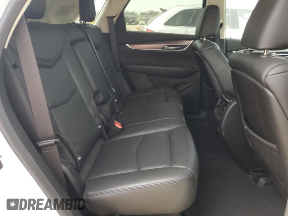 2019 Cadillac XT5 Premium Luxury FWD z VIN 1GYKNERS6KZ230100, wystawiony jako Copart lot #46347885 z przebiegiem 40 188 mil mil oraz Szkody całkowita. Historia ofert i sprzedaży dostępna na DreamBid. Obrazek 10.