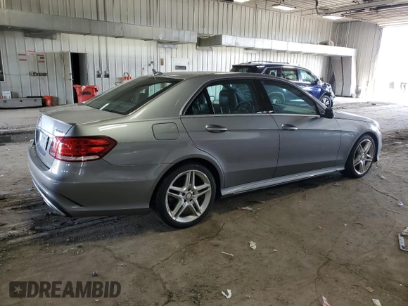 2014 Mercedes-Benz E 350 Luxury with VIN WDDHF8JB5EB059479, listed as a Copart auction lot 61972935 with 262,964 mi miles and Clean title. Bid and sale history available at DreamBid. Image 3.