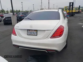 2014 Mercedes-Benz S 550 z VIN WDDUG8CB1EA013470, wystawiony jako IAAI lot #42323724 z przebiegiem 84 939 mil mil oraz . Historia ofert i sprzedaży dostępna na DreamBid. Obrazek 17.