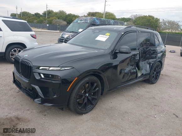 2024 BMW X7 xDrive40i with VIN 5UX23EM01R9V59412, listed as a IAAI auction lot 41890300 with 11,867 mi miles. Bid and sale history available at carsss.com. Image 17.