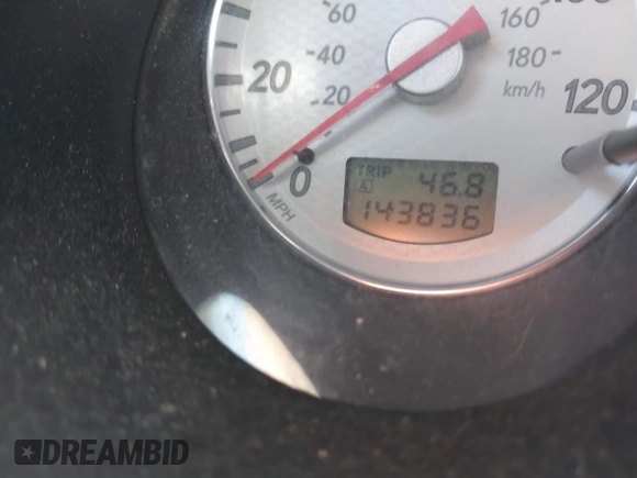 2003 Mitsubishi Outlander XLS with VIN JA4LX41G13U033821, listed as a IAAI auction lot 41784616 with 143,836 mi miles. Bid and sale history available at carsss.com. Image 7.