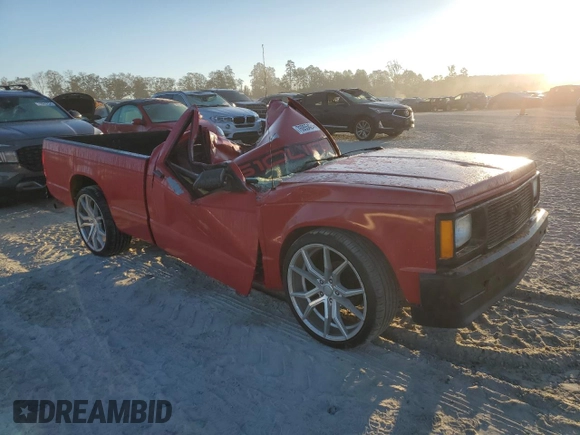 1992 GMC Sonoma with VIN 1GTCS14R2N8519033, listed as a Copart auction lot 76055424 with Not Provided miles and Salvage Title. Bid and sale history available at DreamBid. Image 4.