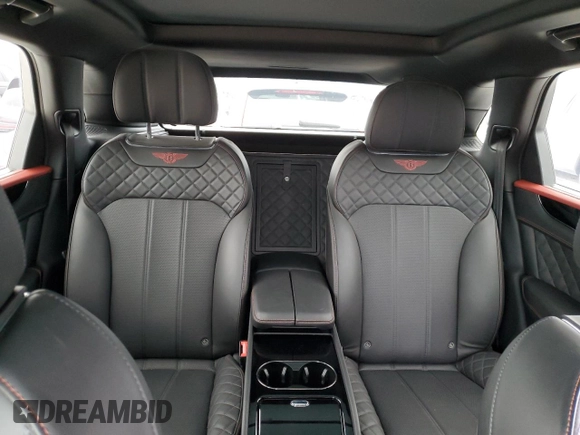 2018 Bentley Bentayga Signature z VIN SJAAC2ZV3JC019181, wystawiony jako Copart lot #42995265 z przebiegiem 82 747 mil mil oraz Czysty tytuł • Clean title. Historia ofert i sprzedaży dostępna na DreamBid. Obrazek 10.
