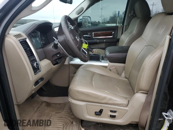 2010 Dodge 3500 Laramie z VIN 3D73Y4CLXAG172722, wystawiony jako Copart lot #85875144 z przebiegiem Nie podano mil oraz Szkoda całkowita • Salvage title. Historia ofert i sprzedaży dostępna na DreamBid. Obrazek 7.