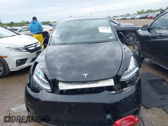2023 Tesla Model Y Long Range with VIN 7SAYGDEE3PA024315, listed as a IAAI auction lot 41900788 with Not Provided miles. Bid and sale history available at carsss.com. Image 11.