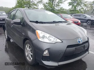 2012 Toyota Prius One z VIN JTDKDTB38C1029976, wystawiony jako IAAI lot #42254575 z przebiegiem 40 344 mil mil oraz . Historia ofert i sprzedaży dostępna na DreamBid. Obrazek 1.