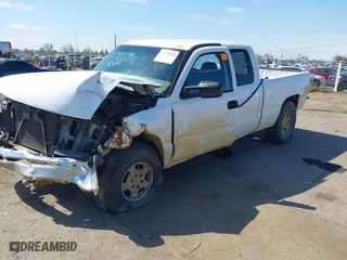 2003 Chevrolet Silverado 1500 LS with VIN 1GCEK19V93E375767, listed as a IAAI auction lot 41772028 with 1 mi miles. Bid and sale history available at carsss.com. Image 2.