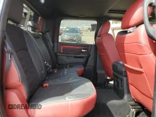 2016 Ram 1500 Rebel z VIN 1C6RR7YT8GS251598, wystawiony jako Copart lot #55291555 z przebiegiem 128 756 mil mil oraz Szkoda całkowita • Salvage title. Historia ofert i sprzedaży dostępna na DreamBid. Obrazek 11.