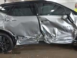 2024 Chevrolet Blazer RS с VIN 3GNKBERS5RS196244, выставлен на аукционе IAAI как лот 41549647 с пробегом 12 399 миль миль и . История ставок и продаж доступна на DreamBid. Изображение 6.