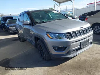 2020 Jeep Compass Latitude w/Sun/Safety Pkg with VIN 3C4NJCBB1LT102627, listed as a IAAI auction lot 41657827 with 68,371 mi miles. Bid and sale history available at carsss.com. Image 1.