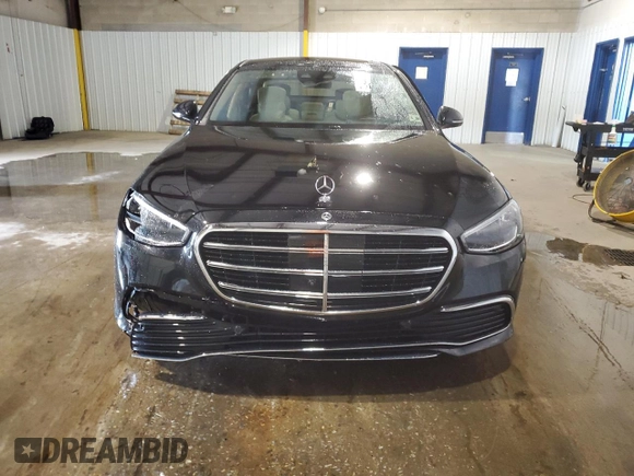 2024 Mercedes-Benz S 580e with VIN W1K6G6KB1RA271024, listed as a Copart auction lot 66407174 with 3,274 mi miles and Salvage Title. Bid and sale history available at DreamBid. Image 5.