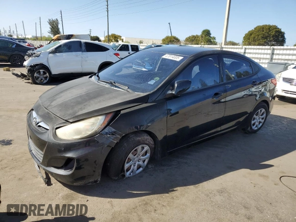 2012 Hyundai Accent GLS z VIN KMHCT4AEXCU052251, wystawiony jako Copart lot #47814005 z przebiegiem 96 057 mil mil oraz Szkody całkowita. Historia ofert i sprzedaży dostępna na DreamBid. Obrazek 1.