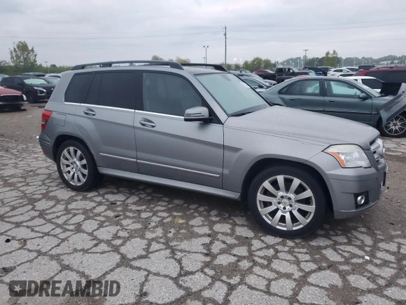2011 Mercedes-Benz GLK 350 with VIN WDCGG8HBXBF534597, listed as a Copart auction lot 72635834 with 122,885 mi miles and Salvage Title. Bid and sale history available at DreamBid. Image 4.