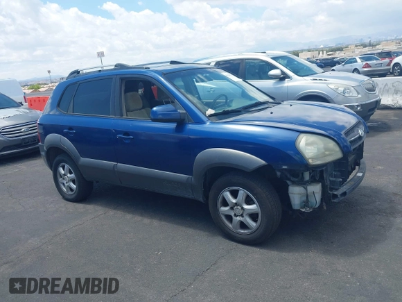 2005 Hyundai Tucson GLS with VIN KM8JN12D45U132721, listed as a IAAI auction lot 42213518 with 153,491 mi miles. Bid and sale history available at carsss.com. Image 14.