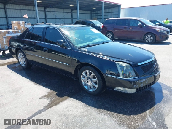2011 Cadillac DTS Premium Collection z VIN 1G6KH5E65BU140314, wystawiony jako IAAI lot #42050040 z przebiegiem 149 921 mil mil oraz . Historia ofert i sprzedaży dostępna na DreamBid. Obrazek 1.