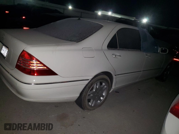 2003 Mercedes-Benz S-Class 4.3L with VIN WDBNG70J33A358287, listed as a Copart auction lot 67197374 with 0 mi miles and Non Repairable. Bid and sale history available at carsss.com. Image 3.