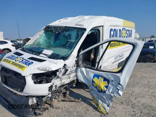 2020 Ford Transit Cargo z VIN 1FTBR1C83LKB03380, wystawiony jako IAAI lot #40415265 z przebiegiem 56 452 mil mil oraz . Historia ofert i sprzedaży dostępna na DreamBid. Obrazek 17.