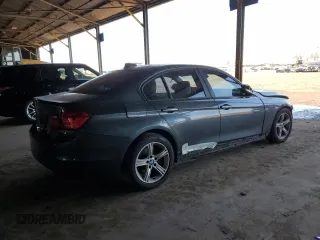 2013 BMW 3 Series 328i with VIN WBA3A5G55DNP19940, listed as a Copart auction lot 51003445 with 123,504 mi miles and Salvage Title. Bid and sale history available at carsss.com. Image 3.