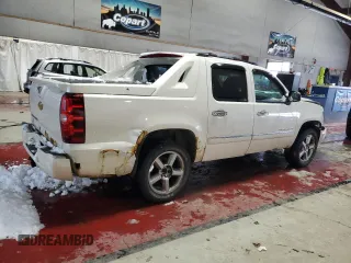 2012 Chevrolet Avalanche LTZ with VIN 3GNTKGE74CG233554, listed as a Copart auction lot 84366554 with 220,440 mi miles and Salvage Title. Bid and sale history available at carsss.com. Image 3.