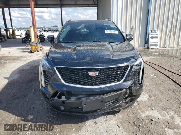 2021 Cadillac XT4 FWD Sport with VIN 1GYFZER44MF080872, listed as a Copart auction lot 86344534 with 23,865 mi miles and Salvage Title. Bid and sale history available at DreamBid. Image 5.