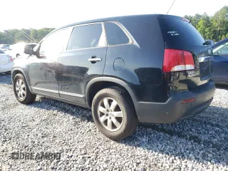 2013 Kia Sorento LX with VIN 5XYKT4A19DG405787, listed as a Copart auction lot 61982935 with 197,897 mi miles and Clean title. Bid and sale history available at DreamBid. Image 2.