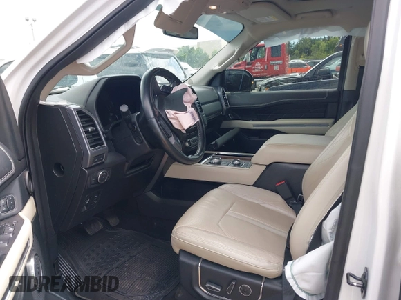 2018 Ford Expedition Platinum с VIN 1FMJU1MT0JEA10112, выставлен на аукционе IAAI как лот 39516798 с пробегом 107 153 миль миль и . История ставок и продаж доступна на DreamBid. Изображение 5.