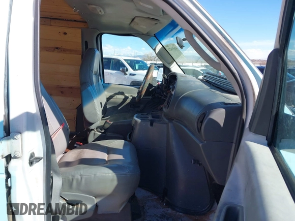 2003 Ford Econoline Cargo with VIN 1FTRE14223HB81747, listed as a IAAI auction lot 41691621 with 132,844 mi miles and . Bid and sale history available at DreamBid. Image 5.