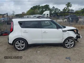 2016 Kia Soul + with VIN KNDJP3A59G7370859, listed as a IAAI auction lot 41941040 with 1 mi miles. Bid and sale history available at carsss.com. Image 12.