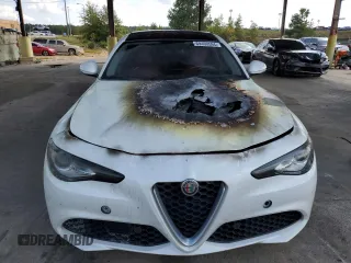 2018 Alfa Romeo Giulia Ti Sport with VIN ZARFAECN7J7564089, listed as a Copart auction lot 69400594 with 75,000 mi miles and Salvage Title. Bid and sale history available at carsss.com. Image 5.