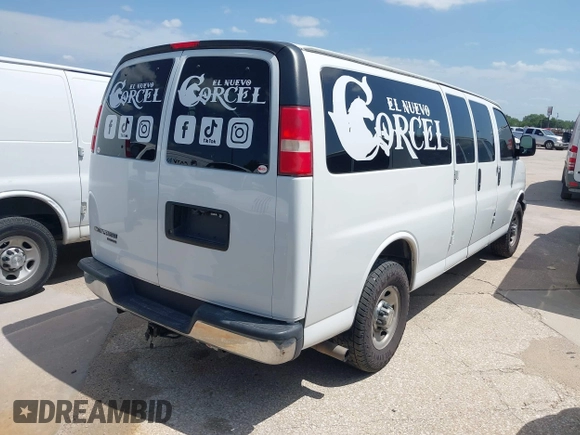 2016 Chevrolet Express Passenger LT with VIN 1GAZGPFG3G1216308, listed as a IAAI auction lot 42335486 with 241,776 mi miles and . Bid and sale history available at DreamBid. Image 4.