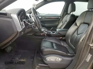 2016 Porsche Cayenne с VIN WP1AA2A24GLA03925, выставлен на аукционе Copart как лот 64500895 с пробегом 93 527 миль миль и Списание • Salvage title. История ставок и продаж доступна на DreamBid. Изображение 7.