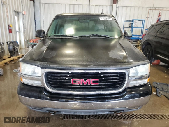 2002 GMC Yukon XL SLT with VIN 3GKFK16Z32G360592, listed as a Copart auction lot 41509675 with 213,648 mi miles and Non Repairable. Bid and sale history available at carsss.com. Image 5.