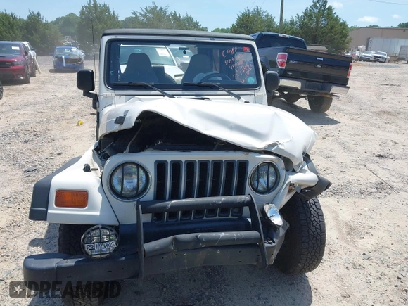 1998 Jeep Wrangler Sport с VIN 1J4FY19S2WP721248, выставлен на аукционе IAAI как лот 42553613 с пробегом 186 494 миль миль и . История ставок и продаж доступна на DreamBid. Изображение 12.