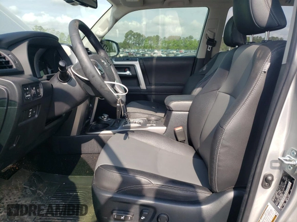 2022 Toyota 4Runner SR5 Premium with VIN JTENU5JR0N6049381, listed as a Copart auction lot 54142155 with 46,048 mi miles and Salvage title. Bid and sale history available at DreamBid. Image 7.
