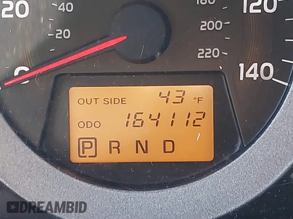2006 Toyota RAV4 with VIN JTMBD33V766021794, listed as a IAAI auction lot 41817927 with 164,112 mi miles. Bid and sale history available at carsss.com. Image 15.