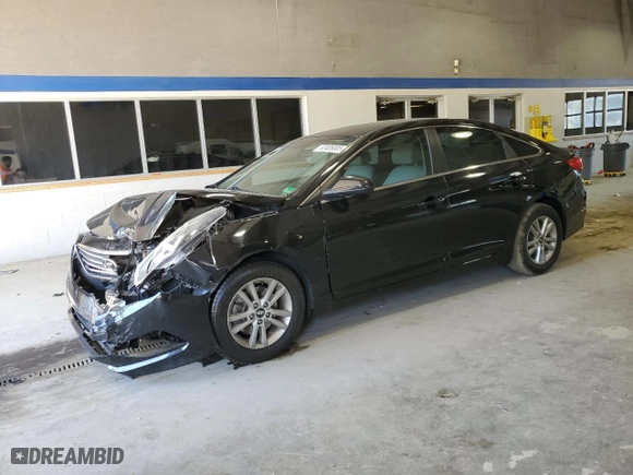 2015 Hyundai Sonata 2.4L SE with VIN 5NPE24AF6FH093323, listed as a Copart auction lot 52406005 with 113,592 mi miles and Salvage Title. Bid and sale history available at carsss.com. Image 1.