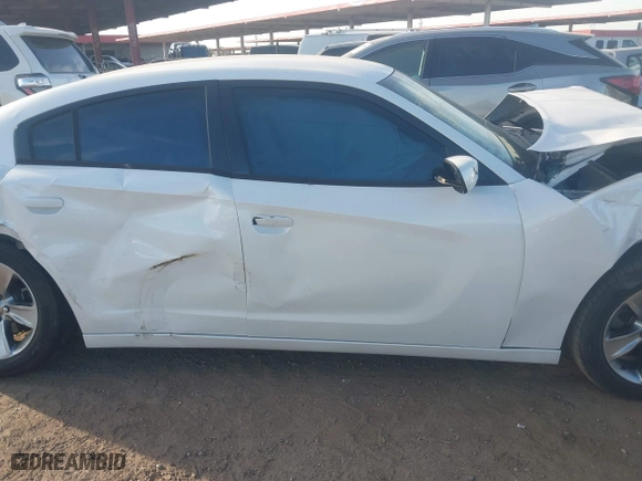 2015 Dodge Charger SE with VIN 2C3CDXBG5FH879783, listed as a IAAI auction lot 41500193 with 83,386 mi miles. Bid and sale history available at carsss.com. Image 12.