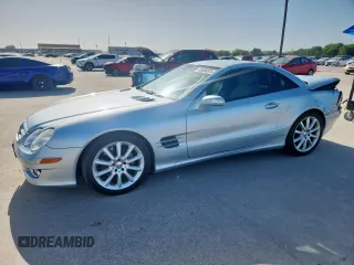 2008 Mercedes-Benz SL 550 z VIN WDBSK71F98F136987, wystawiony jako Copart lot #65586375 z przebiegiem 96 063 mil mil oraz Szkoda całkowita • Salvage title. Historia ofert i sprzedaży dostępna na DreamBid. Obrazek 1.
