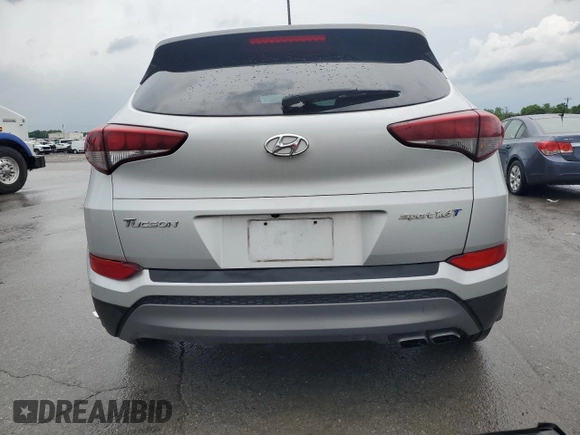 2016 Hyundai Tucson Limited z VIN KM8J33A27GU268569, wystawiony jako Copart lot #59575995 z przebiegiem 77 651 mil mil oraz Szkoda całkowita • Salvage title. Historia ofert i sprzedaży dostępna na DreamBid. Obrazek 6.