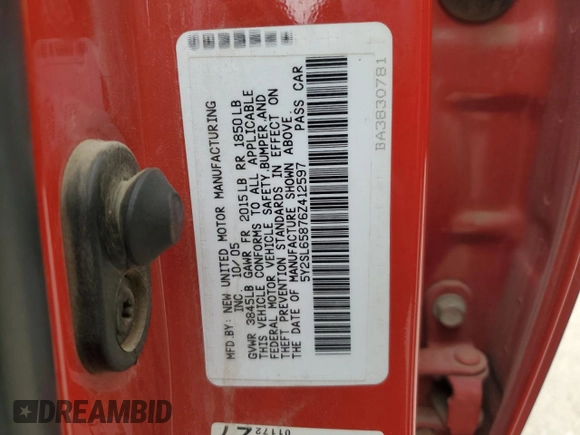 2006 Pontiac Vibe z VIN 5Y2SL65876Z412597, wystawiony jako Copart lot #55124715 z przebiegiem 249 658 mil mil oraz Szkoda całkowita • Salvage title. Historia ofert i sprzedaży dostępna na DreamBid. Obrazek 12.