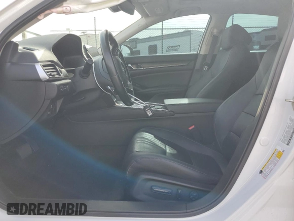 2019 Honda Accord Touring with VIN 1HGCV2F98KA036100, listed as a Copart auction lot 53405685 with 67,744 mi miles and Salvage title. Bid and sale history available at DreamBid. Image 7.