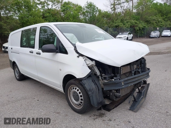 2019 Mercedes-Benz Metris Cargo with VIN WD3PG3EA9K3592801, listed as a IAAI auction lot 42048501 with 75,702 mi miles. Bid and sale history available at carsss.com. Image 1.