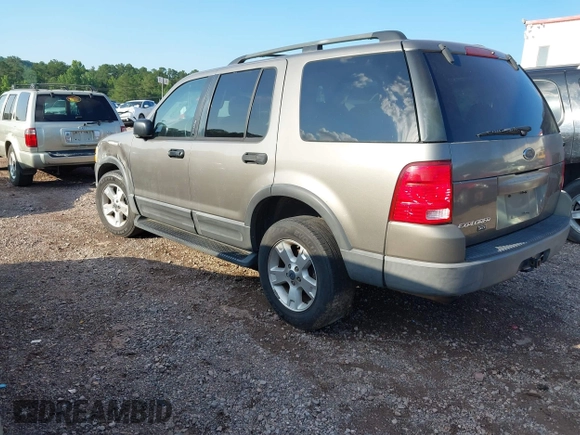 2003 Ford Explorer XLT with VIN 1FMZU63K83ZA92143, listed as a IAAI auction lot 42437278 with 286,800 mi miles and . Bid and sale history available at DreamBid. Image 3.