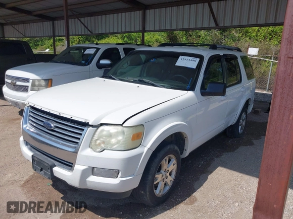 2009 Ford Explorer XLT with VIN 1FMEU73E39UA31349, listed as a IAAI auction lot 41924498 with 267,264 mi miles and . Bid and sale history available at DreamBid. Image 2.