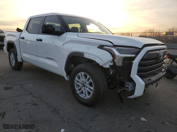 2024 Toyota Tundra 2WD SR5 with VIN 5TFLA5AB1RX040700, listed as a Copart auction lot 43457925 with 4,317 mi miles and Salvage Title. Bid and sale history available at carsss.com. Image 4.